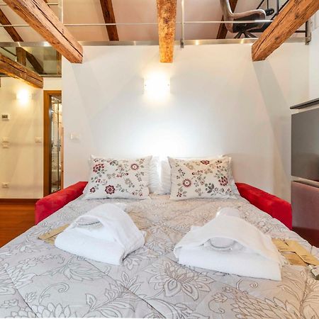 Glass House - Loft 2 Minutes To Rialto Bridge & View Венеція Екстер'єр фото